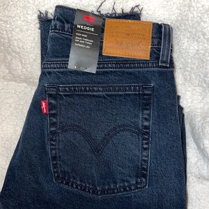 Levi’s Wedgie High Rise Tapered Leg Jeans
